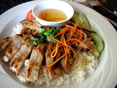Món ngon dễ làm: Cơm tấm Sài Gòn
