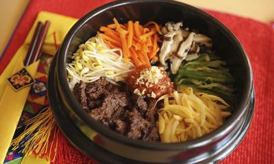 Hô biến món cơm trộn Bibimbap Hàn Quốc !