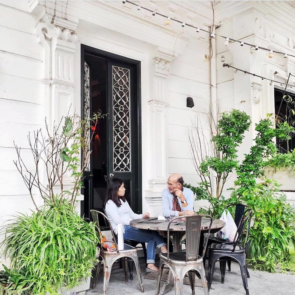 Ba quán cà phê lộng gió lý tưởng cho mùa hè ở Hà Nội